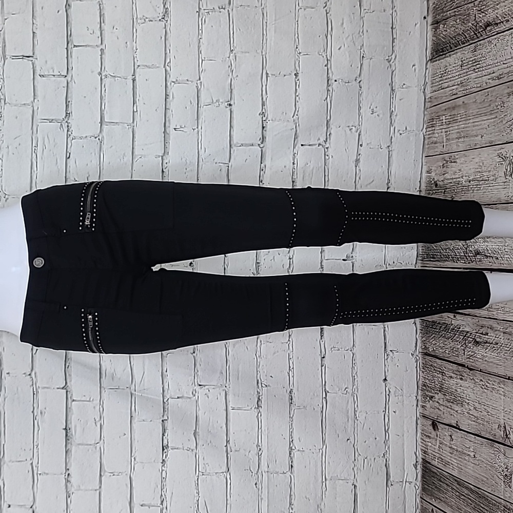 Joie Hazina Denim Low Rise Studded Skinny Tapered Cropped Ankle Jeans in Black
